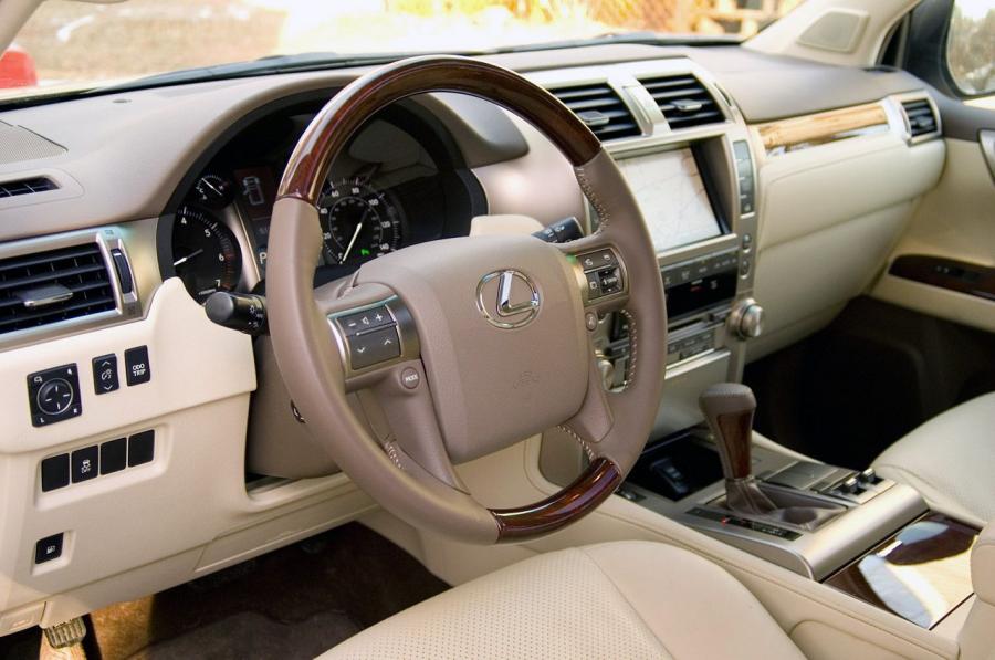  Lexus GX460 2011 года  (фото 26 из 39)